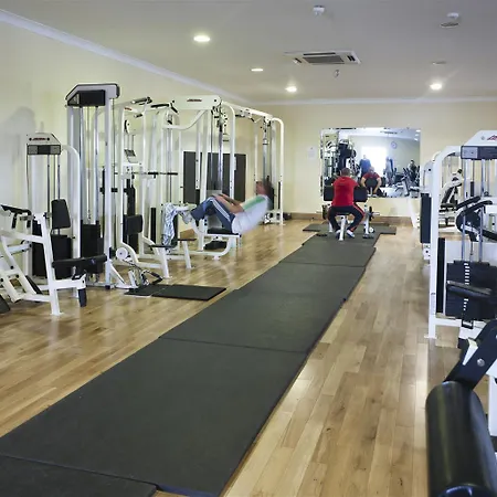 酒店 Sheldon Park And Leisure Club 3*