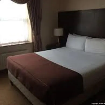 Sheldon Park And Leisure Club 3* Dublin