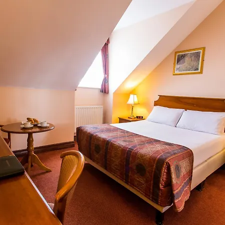 Sheldon Park And Leisure Club Hotel 3*